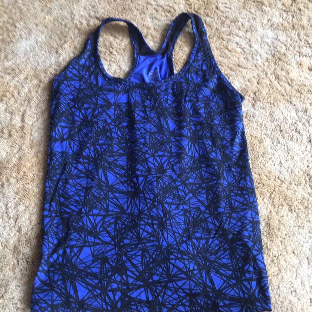 Workout top